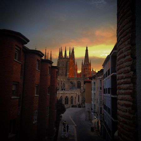 Ferienwohnung Vivienda En Perfecta Ubicacion Al Lado De La Catedral De Burgos Atuaire Exterior foto