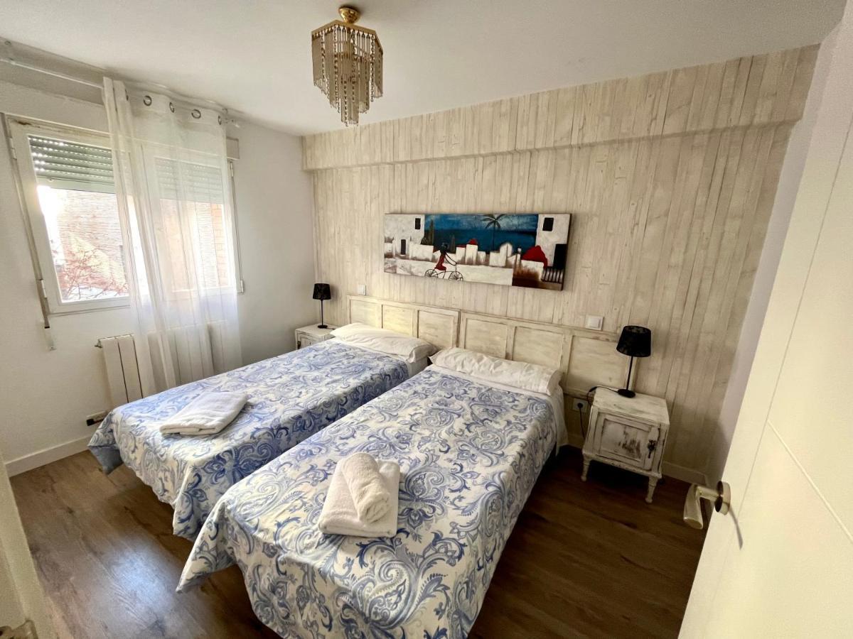 Atuaire Home Vivienda En Perfecta Ubicacion Al Lado De La Catedral De Burgo Exterior foto