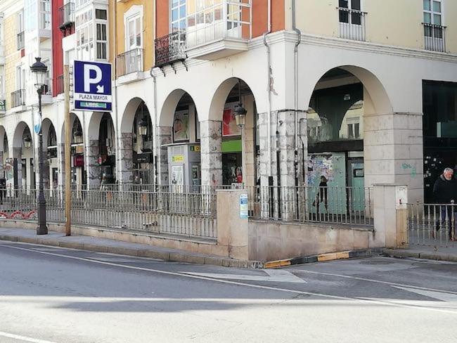 Ferienwohnung Vivienda En Perfecta Ubicacion Al Lado De La Catedral De Burgos Atuaire Exterior foto